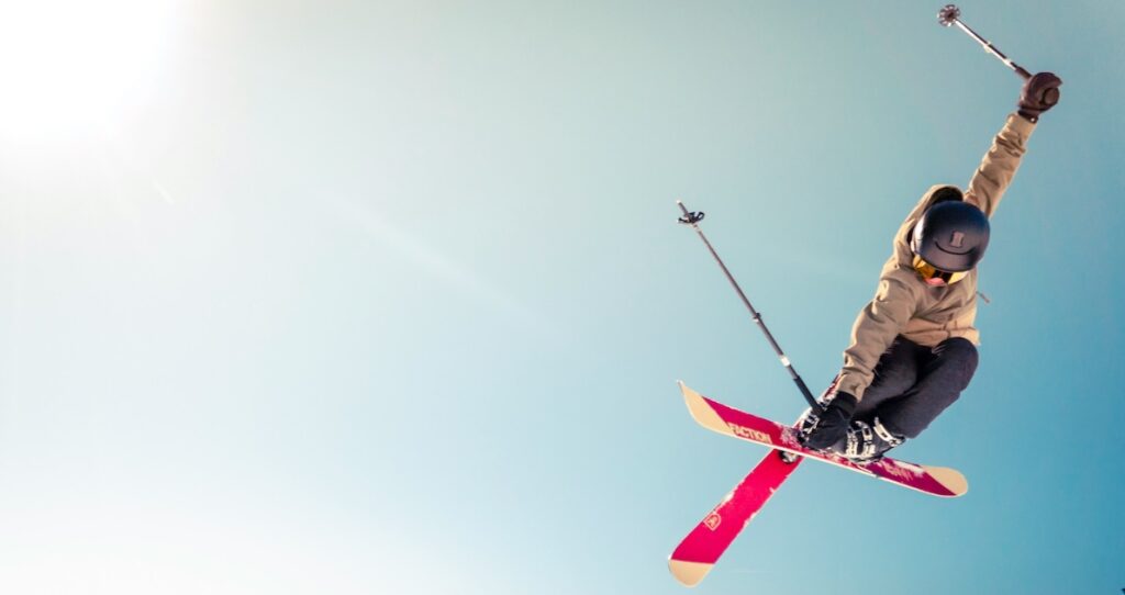 Dr. Sabrina Strickland Urges Skiers to Prioritize Knee Health as ACL Injuries Rise During Ski Season